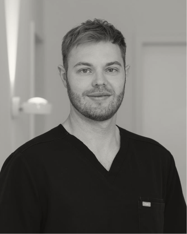 Dr. Lukas Alexander Weiß