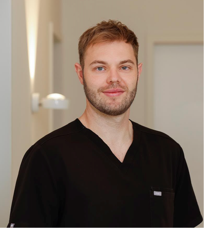 Zahnarzt Dr. med. dent. Lukas Weiß, DROS®-Therapeut.